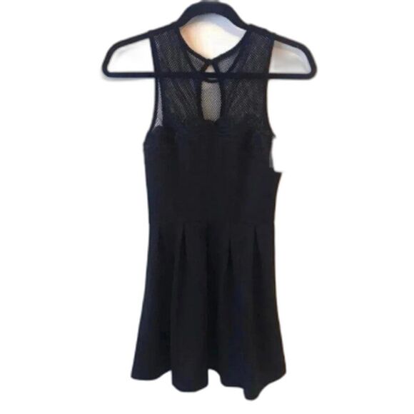 NWT FOREVER 21 Sleeveless Tank Black Dress Keyhole Back Prom Party Small - Picture 1 of 9
